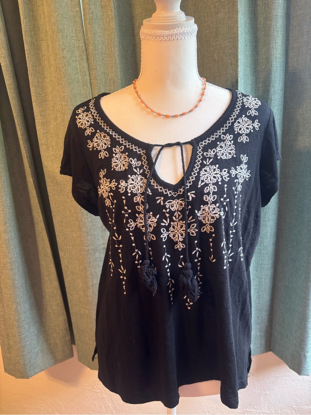 Dex Black Short-Sleeve Embroidered Tunic with Tassel Tie